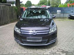 Black berry metallic Gebraucht 2013 VW Tiguan Trendline SUV | 11.950 € (Fairer Preis)