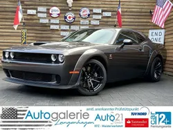 Grau Gebraucht 2023 Dodge Challenger Coupé | 49.900 €