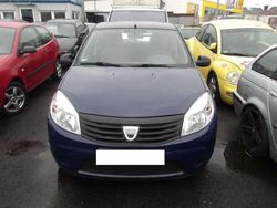 Blau Gebraucht 2009 Dacia Sandero Kleinwagen | 3.000 € (Teuer)
