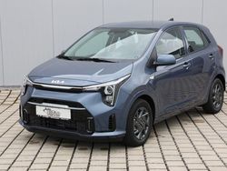 Blau Neu 2025 Kia Picanto Vision Kleinwagen | 18.750 € (Etwas zu teuer)
