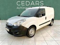 Weiß Gebraucht 2016 Opel Combo Van / Kleinbus | 6.450 € (Fairer Preis)