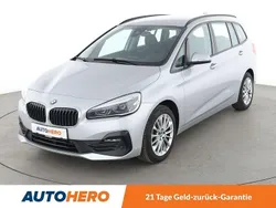 Grau Gebraucht 2021 BMW 218 Gran Tourer Advantage Van / Kleinbus | 18.960 € (Fairer Preis)