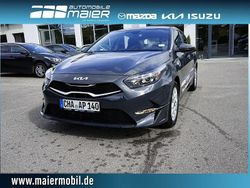 Grau Gebraucht 2024 Kia Ceed Vision Kleinwagen | 20.900 € (Guter Preis)