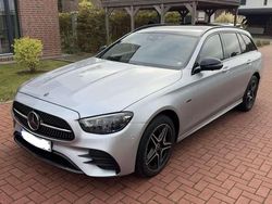Grau Gebraucht 2021 Mercedes E300 AMG line Kombi | 29.990 € (Guter Preis)