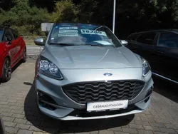 Silber Gebraucht 2022 Ford Kuga ST-Line X SUV | 28.300 € (Etwas zu teuer)