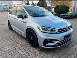 Silber Gebraucht 2016 VW Touran R-line Van / Kleinbus | 15.800 € (Superpreis)