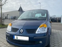 Blau Gebraucht 2006 Renault Modus Van / Kleinbus | 3.490 € (Etwas zu teuer)