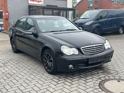 Schwarz Gebraucht 2005 Mercedes C200 Limousine | 3.799 € (Fairer Preis)
