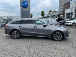 Grau Gebraucht 2023 Mercedes CLA200 Progressive Limousine | 31.700 € (Guter Preis)
