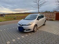 Silber Gebraucht 2016 Renault Scénic Van / Kleinbus | 6.999 € (Guter Preis)