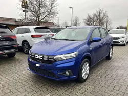 Blau Gebraucht 2024 Dacia Sandero Expression Kleinwagen | 16.048 € (Superpreis)