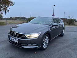Grau Gebraucht 2017 VW Passat Highline Kombi | 14.799 € (Fairer Preis)