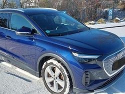 Blau Gebraucht 2021 Audi Q4 e-tron SUV | 28.500 € (Guter Preis)