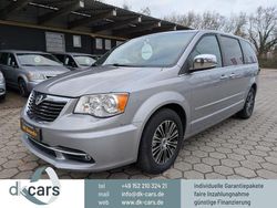 Silber Gebraucht 2015 Lancia Voyager S Van / Kleinbus | 18.950 € (Teuer)