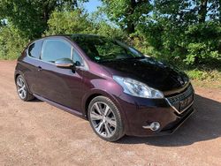 Violet Gebraucht 2014 Peugeot 208 Kleinwagen | 5.350 € (Fairer Preis)
