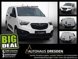 Jade weiss/arktis weiss Gebraucht 2021 Opel Combo-e Life Edition Limousine | 20.990 € (Fairer Preis)