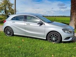 Silber Gebraucht 2015 Mercedes A180 Style Limousine | 9.000 € (Superpreis)