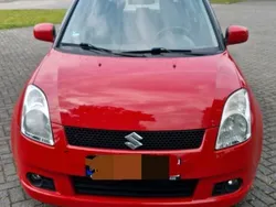 Rot Gebraucht 2005 Suzuki Swift Club Limousine | 2.999 € (Teuer)