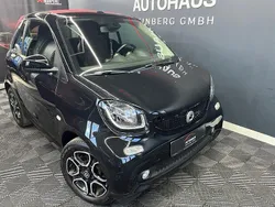 Schwarz Gebraucht 2020 Smart ForTwo Cabrio Cabrio | 16.990 € (Fairer Preis)