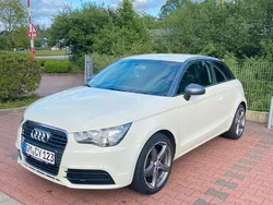 Weiß Gebraucht 2011 Audi A1 Sport Kleinwagen | 6.399 € (Fairer Preis)