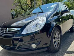 Schwarz Gebraucht 2010 Opel Corsa Color Edition Coupé | 2.200 € (Guter Preis)