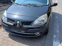 Schwarz Gebraucht 2006 Renault Scénic II Van / Kleinbus | 1.350 €