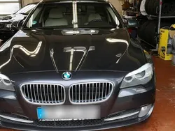 Grau Gebraucht 2010 BMW 525 Kombi | 9.999 € (Fairer Preis)