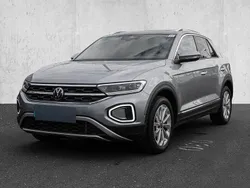 Silber Gebraucht 2023 VW T-Roc Style SUV | 35.749 € (Teuer)