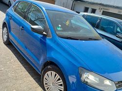 Blau Gebraucht 2010 VW Polo Limousine | 3.790 € (Guter Preis)