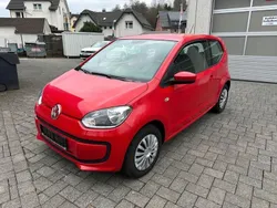 Rot Gebraucht 2015 VW up! move up! Kleinwagen | 7.499 € (Fairer Preis)