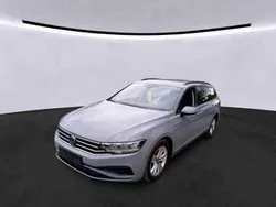 Mondsteingrau Gebraucht 2022 VW Passat Kombi | 21.950 € (Guter Preis)