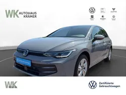 Grau Gebraucht 2024 VW Golf VIII Life Limousine | 25.990 € (Fairer Preis)