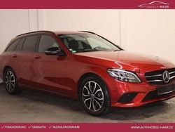 Designo hyazinthrot Gebraucht 2018 Mercedes C180 Avantgarde Kombi | 21.800 € (Guter Preis)