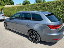 Grau Gebraucht 2017 Cupra Leon Kombi | 21.800 € (Fairer Preis)
