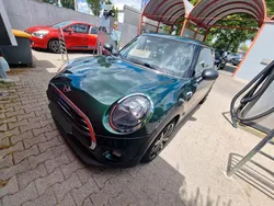 Grün Gebraucht 2018 Mini ONE Kleinwagen | 16.000 € (Fairer Preis)