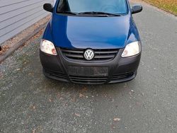 Blau Gebraucht 2006 VW Fox Kleinwagen | 1.600 € (Fairer Preis)