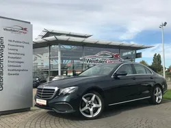 Grün metallic Gebraucht 2016 Mercedes E350 Exclusive Limousine | 29.990 € (Teuer)