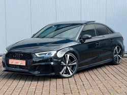 Schwarz Gebraucht 2019 Audi RS3 Sport Kleinwagen | 49.990 €