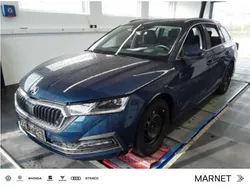 Lavablau metallic Gebraucht 2022 Skoda Octavia Style Kombi | 23.430 € (Guter Preis)
