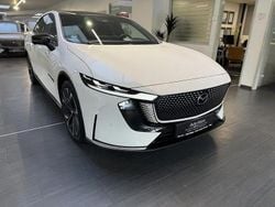 Weiß Gebraucht 2025 Mazda 6e Takumi-Line Limousine | 37.990 € (Guter Preis)