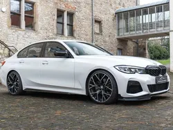 Weiß Gebraucht 2019 BMW 330 M Performance Limousine | 30.500 € (Guter Preis)