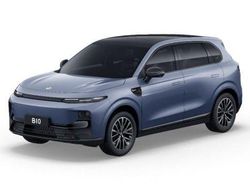 Blau Gebraucht 2025 Leapmotor B10 SUV | 34.950 € (Etwas zu teuer)