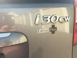 Grau Gebraucht 2009 Hyundai i30 Edition+ Kombi | 2.500 € (Superpreis)