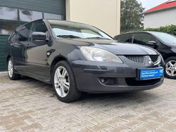 Grau Gebraucht 2004 Mitsubishi Lancer Kombi | 2.600 € (Teuer)