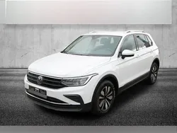 Weiss Gebraucht 2023 VW Tiguan Move SUV | 31.449 € (Etwas zu teuer)