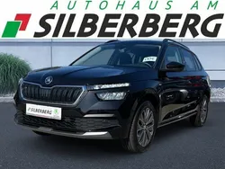 Schwarz (schwarzmagic perleffekt) met. Gebraucht 2023 Skoda Kamiq Tour SUV | 19.949 € (Guter Preis)