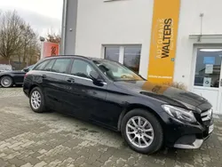 Schwarz unilack Gebraucht 2017 Mercedes C220 Kombi | 24.985 € (Teuer)