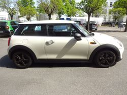 Beige Gebraucht 2016 Mini ONE Kleinwagen | 7.950 € (Fairer Preis)