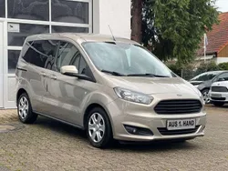 Grau Gebraucht 2017 Ford Tourneo Courier Van / Kleinbus | 11.950 € (Etwas zu teuer)