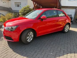Rot Gebraucht 2011 Audi A1 Attraction Kleinwagen | 7.450 € (Guter Preis)